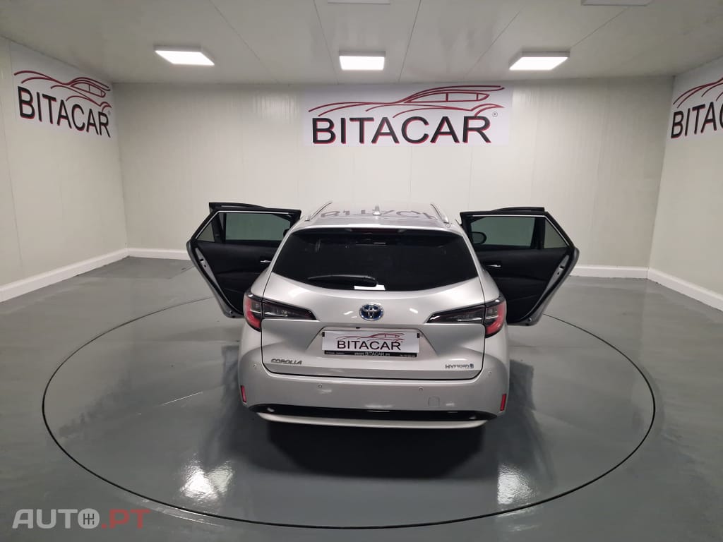 Toyota Corolla Touring Sports 1.8 Hybrid Comfort+P.Sport