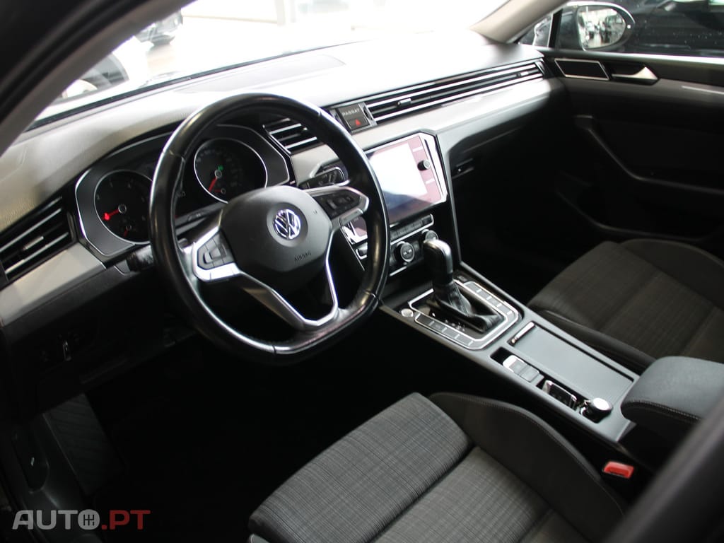 Volkswagen Passat Variant 1.6 TDi Confortline DSG
