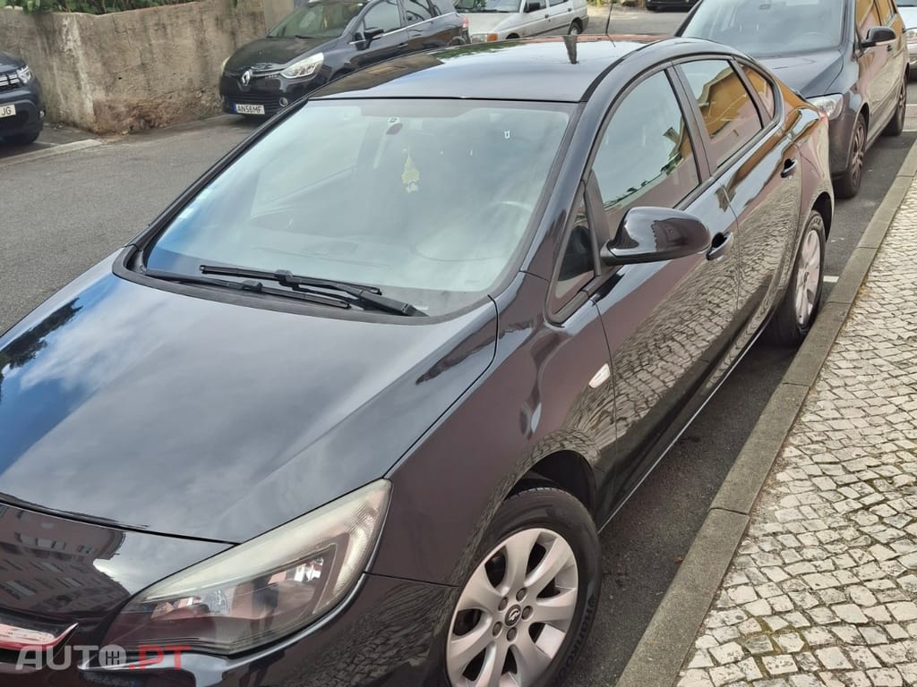 Opel Astra Sports sedan 1.3 cdti ecoflex2