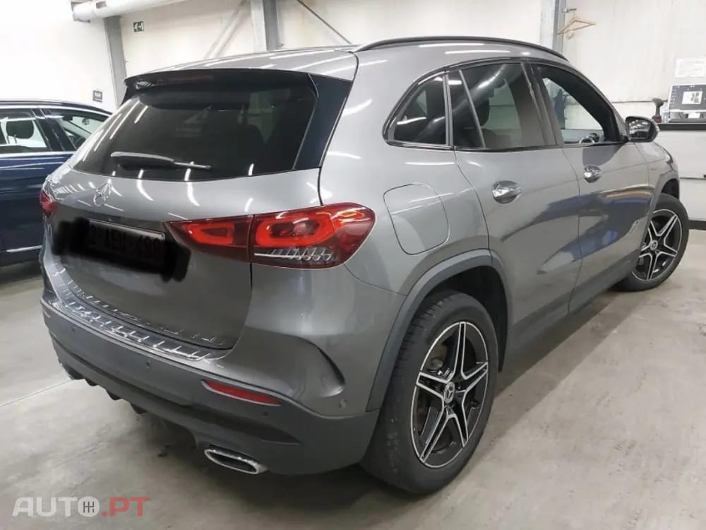 Mercedes-Benz GLA 250 e 8G-DCT AMG Line