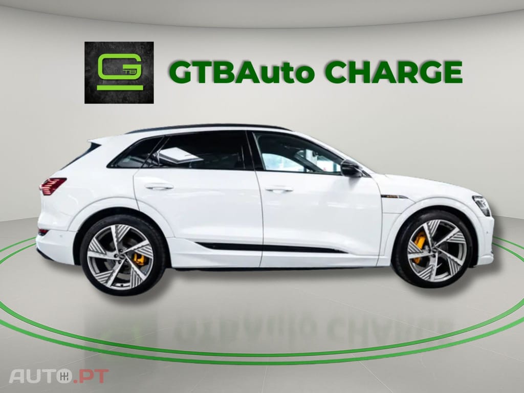 Audi E-Tron I.V.A DEDUTIVEL 55 S LINE BLACK 