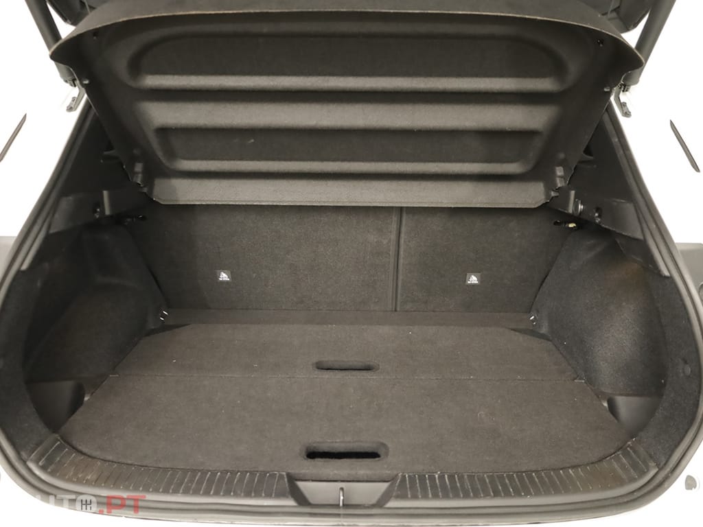 Nissan Qashqai 1.3 DIG-T N-Connecta LED Xtronic