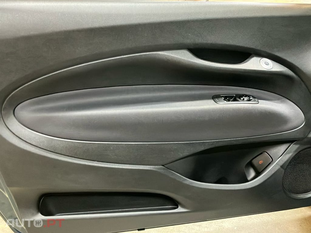 Fiat 500e Icon Plus 42 KWh