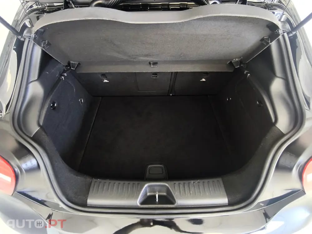 Mercedes-Benz A 180 (BlueEFFICIENCY) AMG Sport