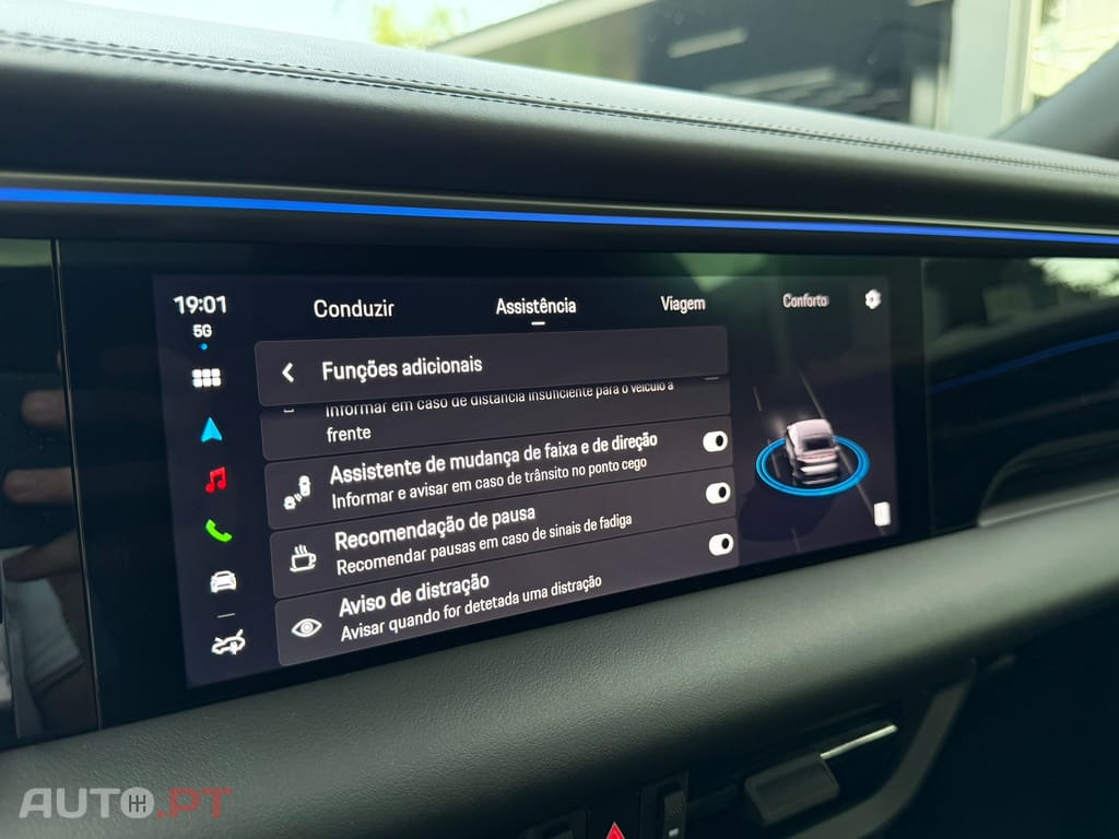 Porsche Macan Electric 4