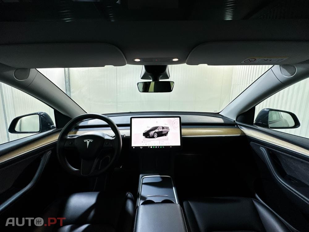 Tesla Model Y Long Range Dual Motor AWD