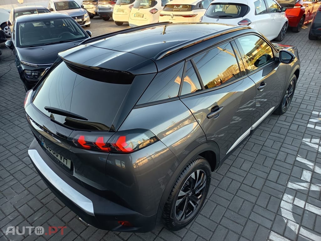 Peugeot 2008 1.2 PureTech Allure EAT8