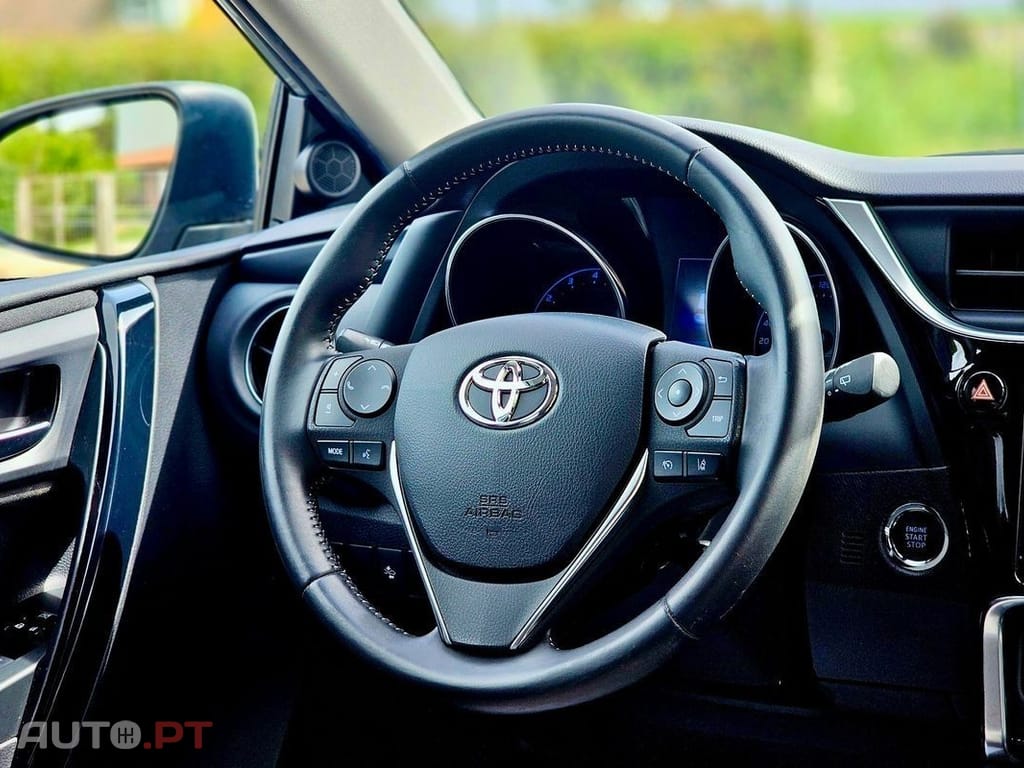 Toyota Auris 1.2 Turbo Team Deutschland