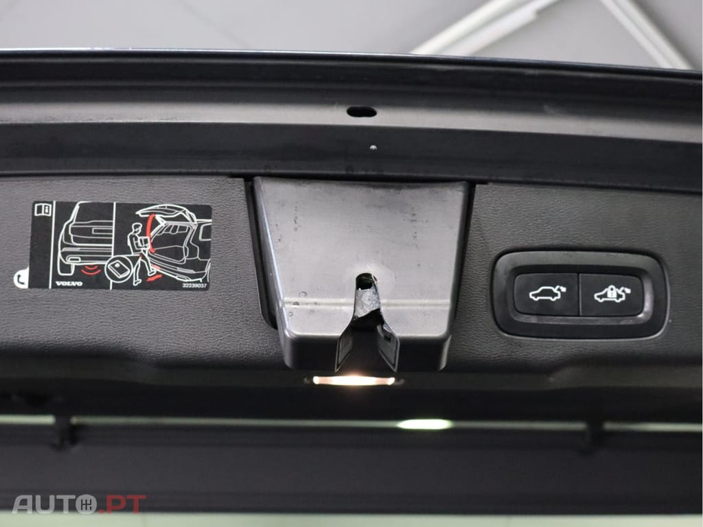 Volvo XC60 2.0 T8 Phev Inscription Geartronic 4WD