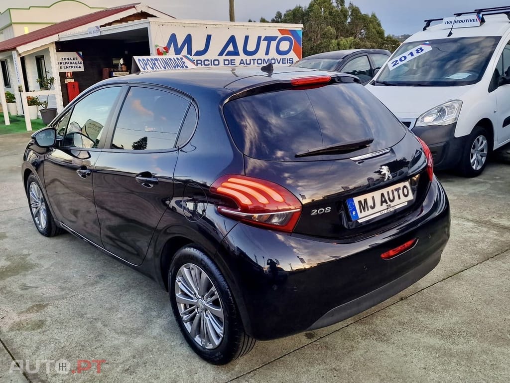 Peugeot 208 1.5 BlueHDi Signature