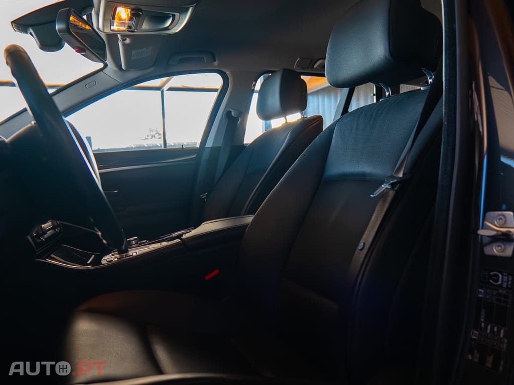 BMW 520 d Exclusive Auto 129g