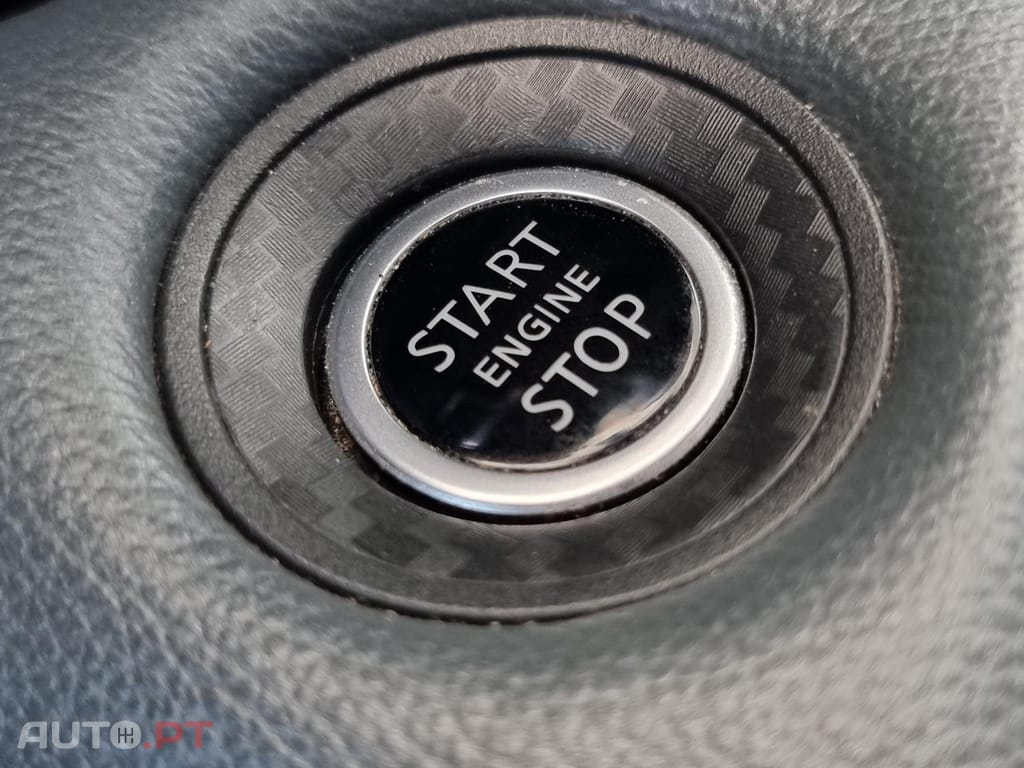 Nissan Juke 1.0 DIG-T Tekna
