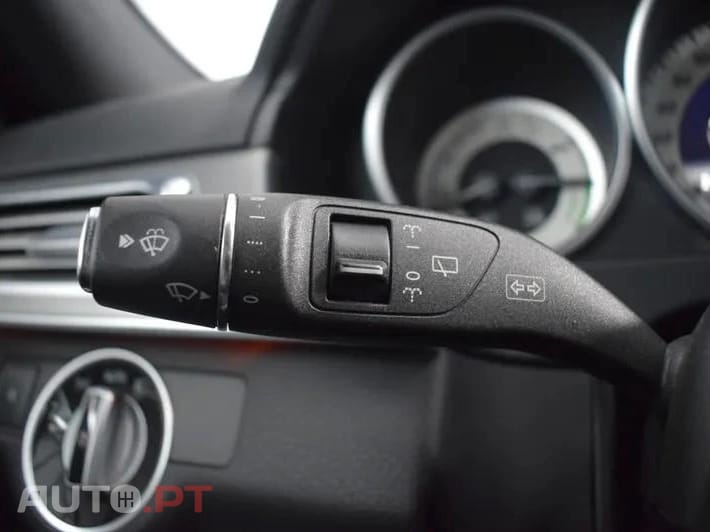 Mercedes-Benz E 300 Bluetec Hybrid Avantgarde