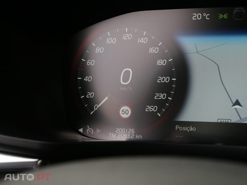 Volvo XC60 2.0 T8 PHEV Momentum AWD