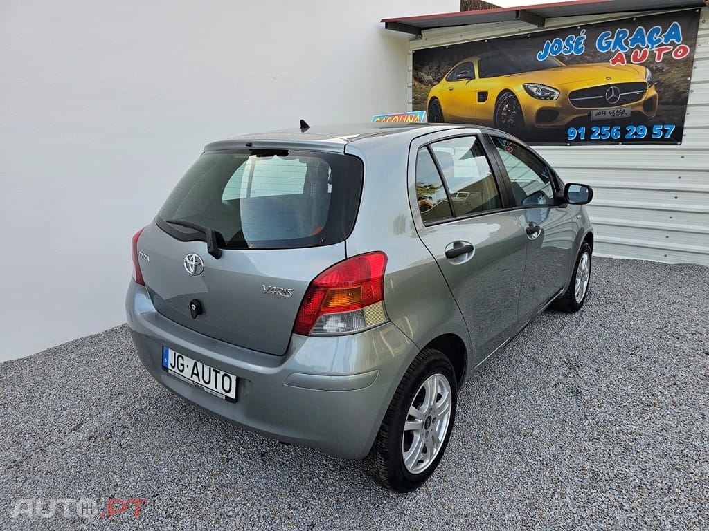 Toyota Yaris 1.0 VVT-i Comfort