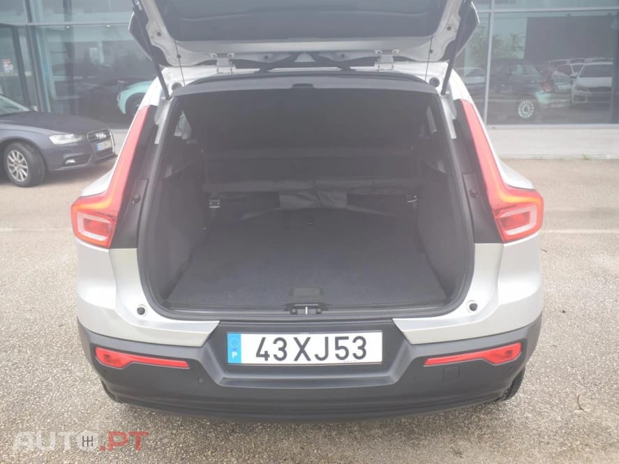Volvo XC40 2.0 D3 Momentum