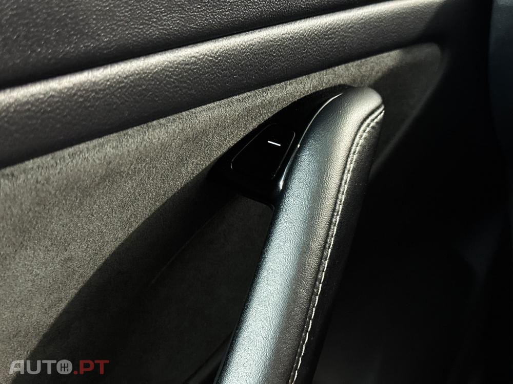 Tesla Model 3 LONG RANGE DUAL MOTOR AWD