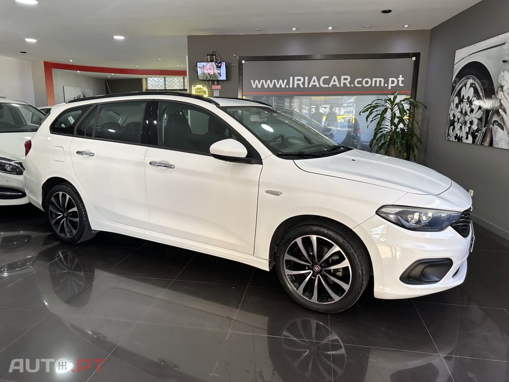 Fiat Tipo Station Wagon 1.3 M-Jet Lounge Tech J17