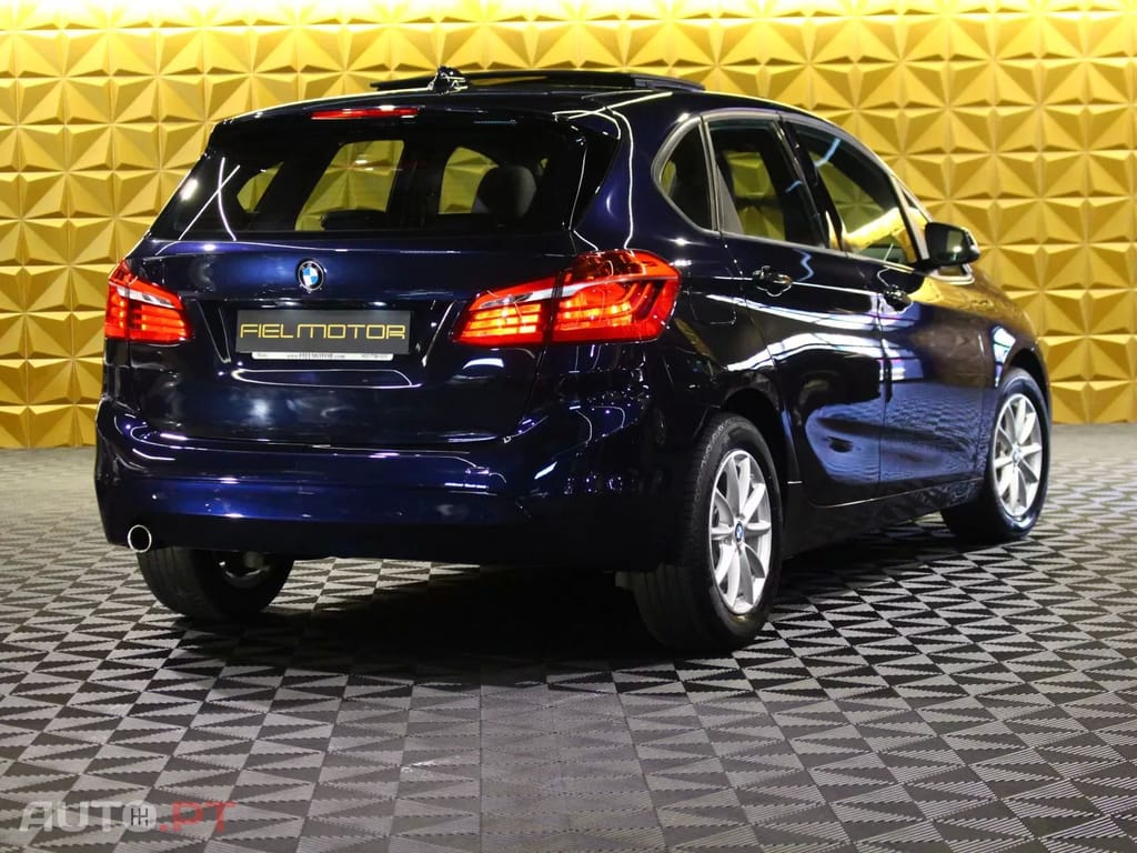 BMW 218 d Line Sport Auto
