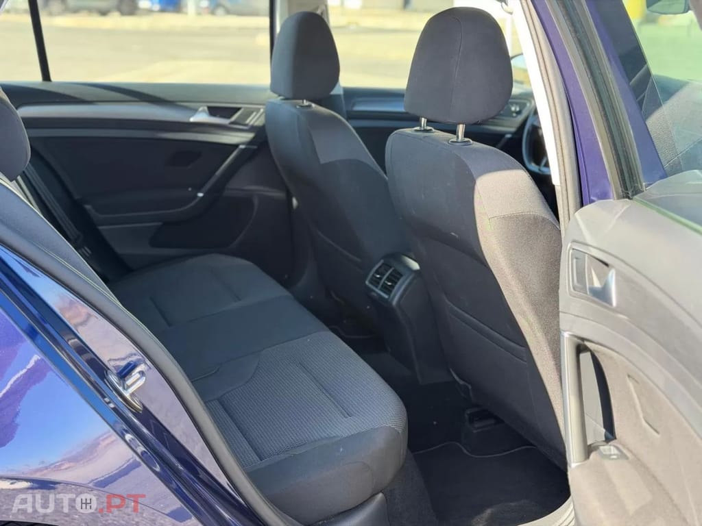 Volkswagen Golf 1.6 TDi (BlueMotion ) DSG Trendline