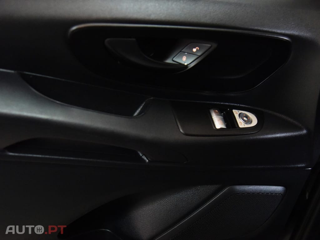 Mercedes-Benz Vito 111CDI 9L C/ AC TRASEIRO