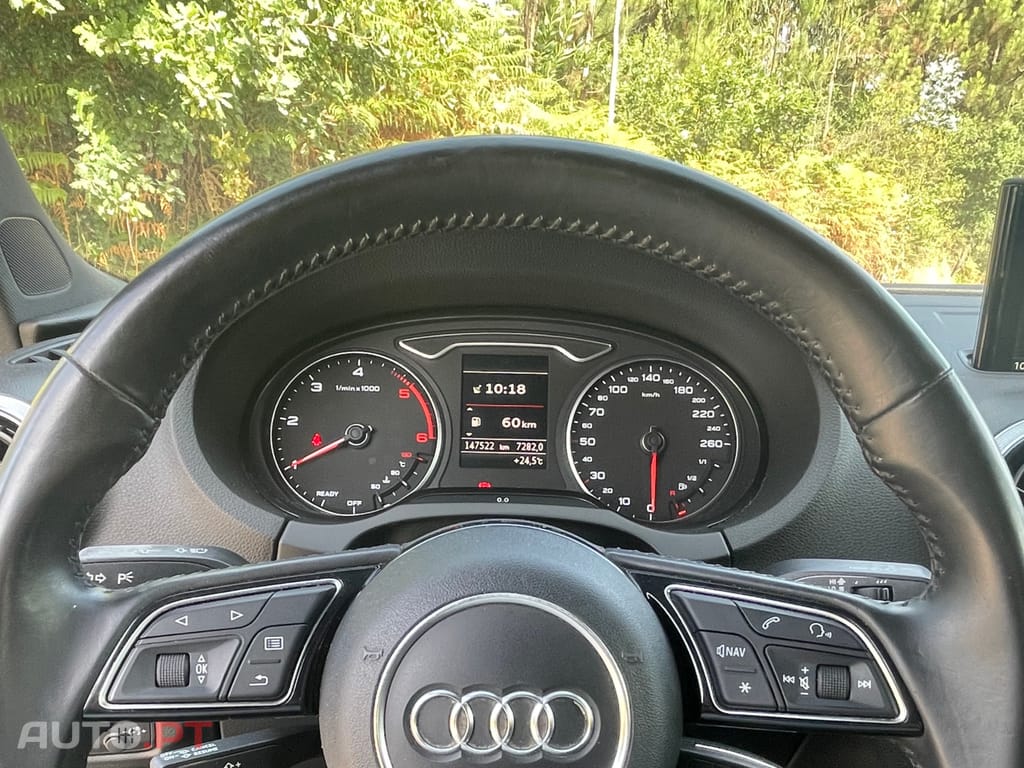 Audi A3 Sportback S-LINE