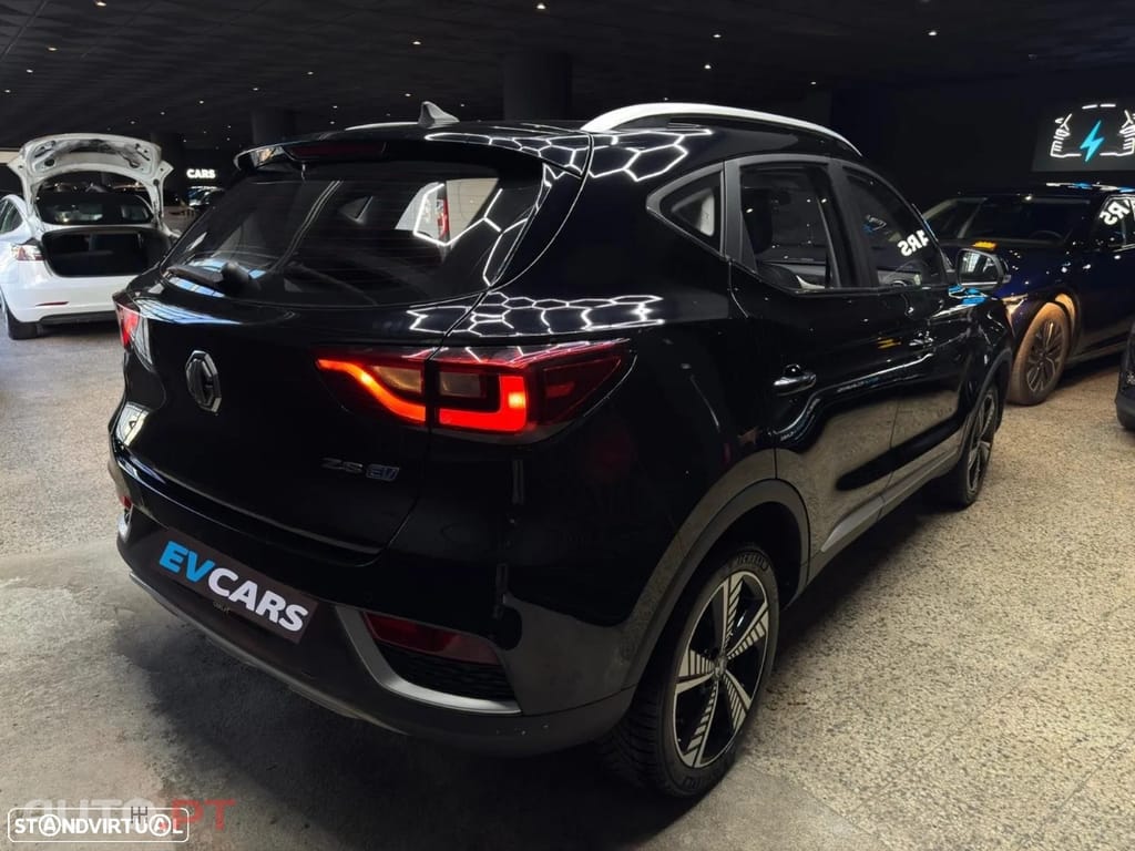MG ZS EV 44.5 kWh Luxury