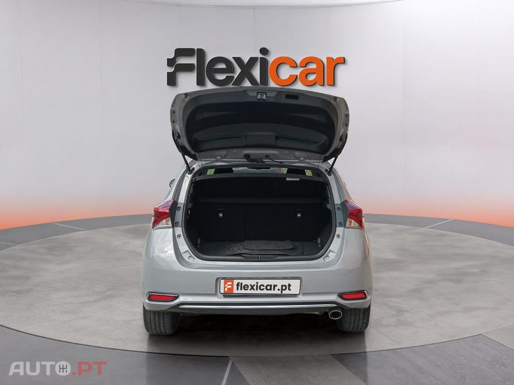 Toyota Auris 1.2 Turbo Team Deutschland