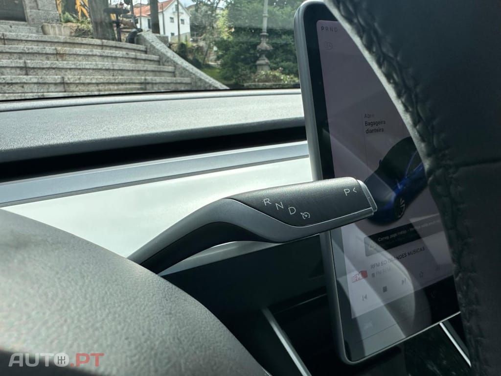 Tesla Model 3 Standard Range Plus RWD