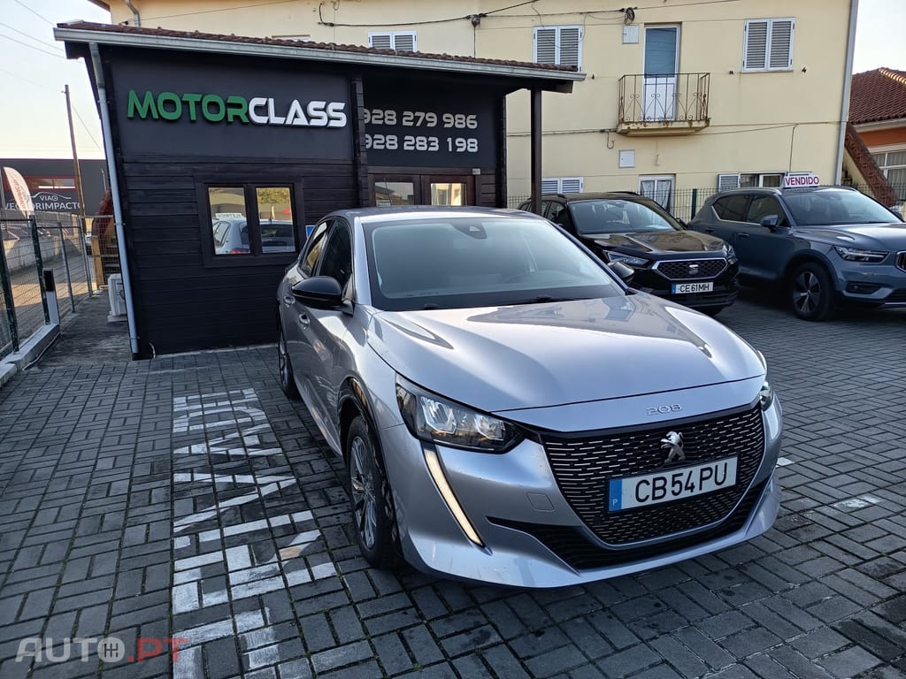 Peugeot E-208 50 kWh Allure