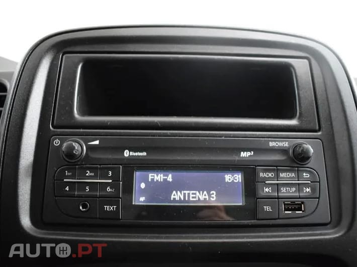 Renault Trafic 2.0 dCi L1H1 (C/ Frio)