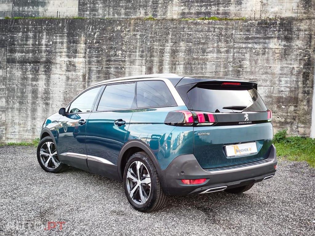 Peugeot 5008 1.2 PureTech Allure Grip Control