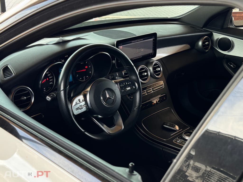 Mercedes-Benz C 220 d AMG Line