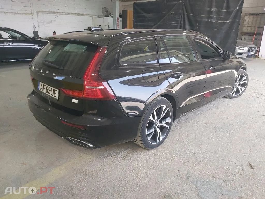Volvo V60 2.0 T6 AWD TE R-Design Expression