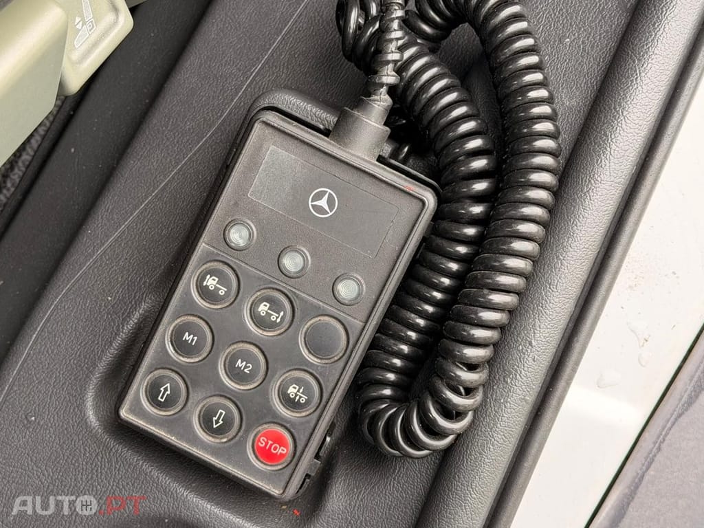 Mercedes-Benz 280 ESTRADO DE 8700 mm