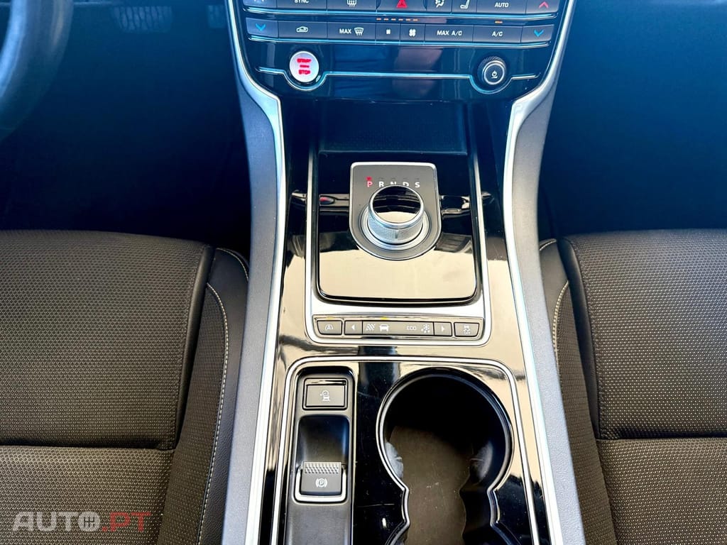 Jaguar XE 2.0 D R-Sport Aut.