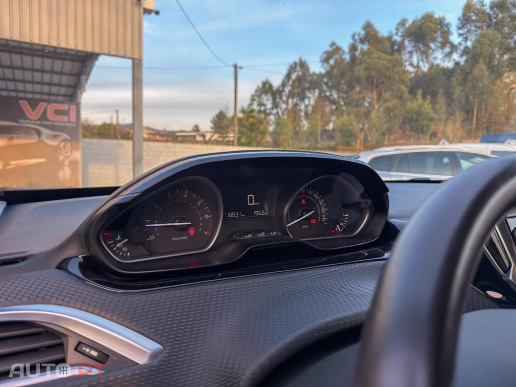 Peugeot 208 1.2 PURETECH