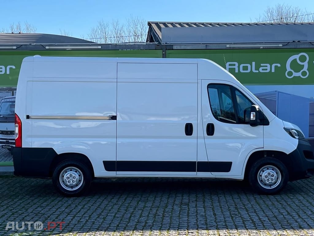 Peugeot Boxer 2.2 BlueHDi 330 L1H1 Premium