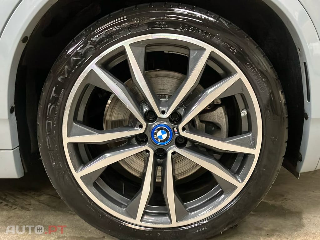 BMW X2 25 e xDrive Pack M