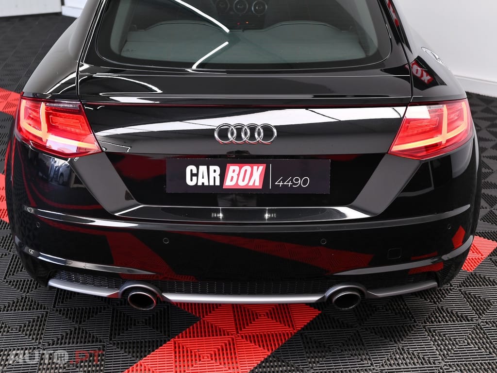 Audi TT 2.0 TFSI quattro S-line S tronic