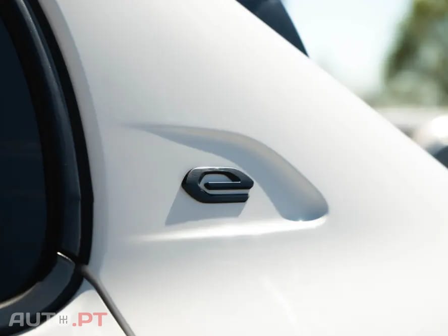 Peugeot E-208 50 kWh Active