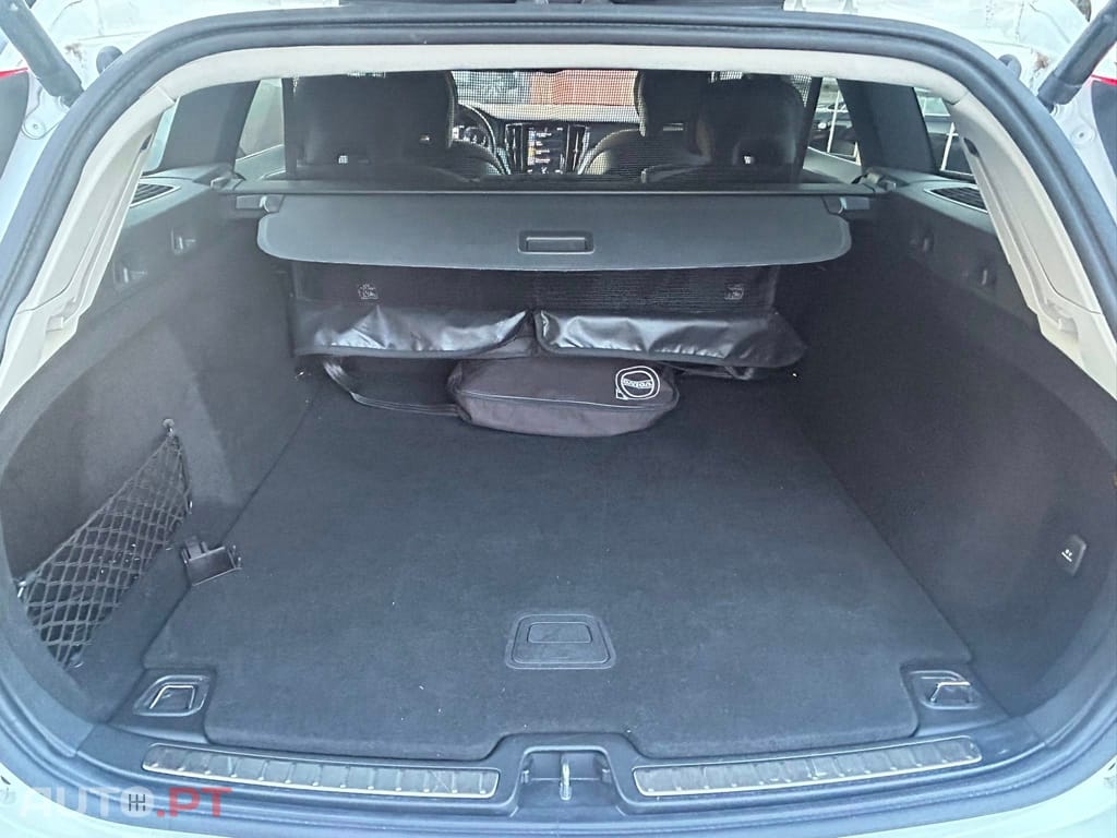 Volvo V60 2.0 T6 AWD TE Inscription Expression