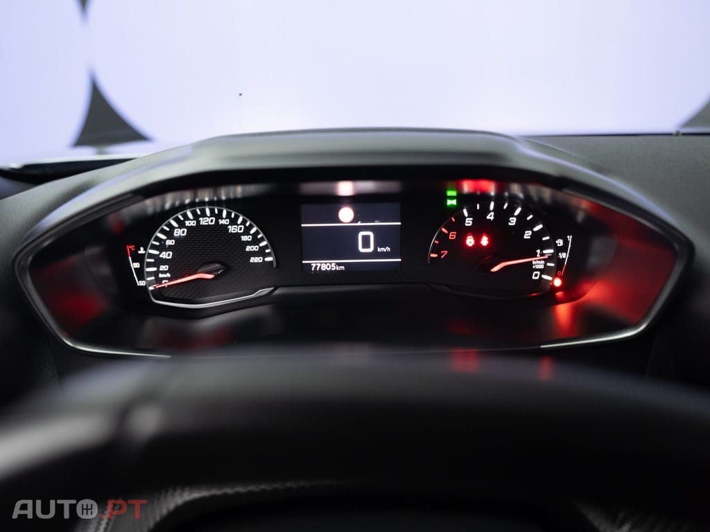 Peugeot 2008 1.2 PureTech Active Pack