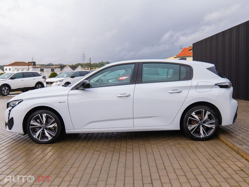 Peugeot 308 1.6 Hybrid Allure e-EAT8