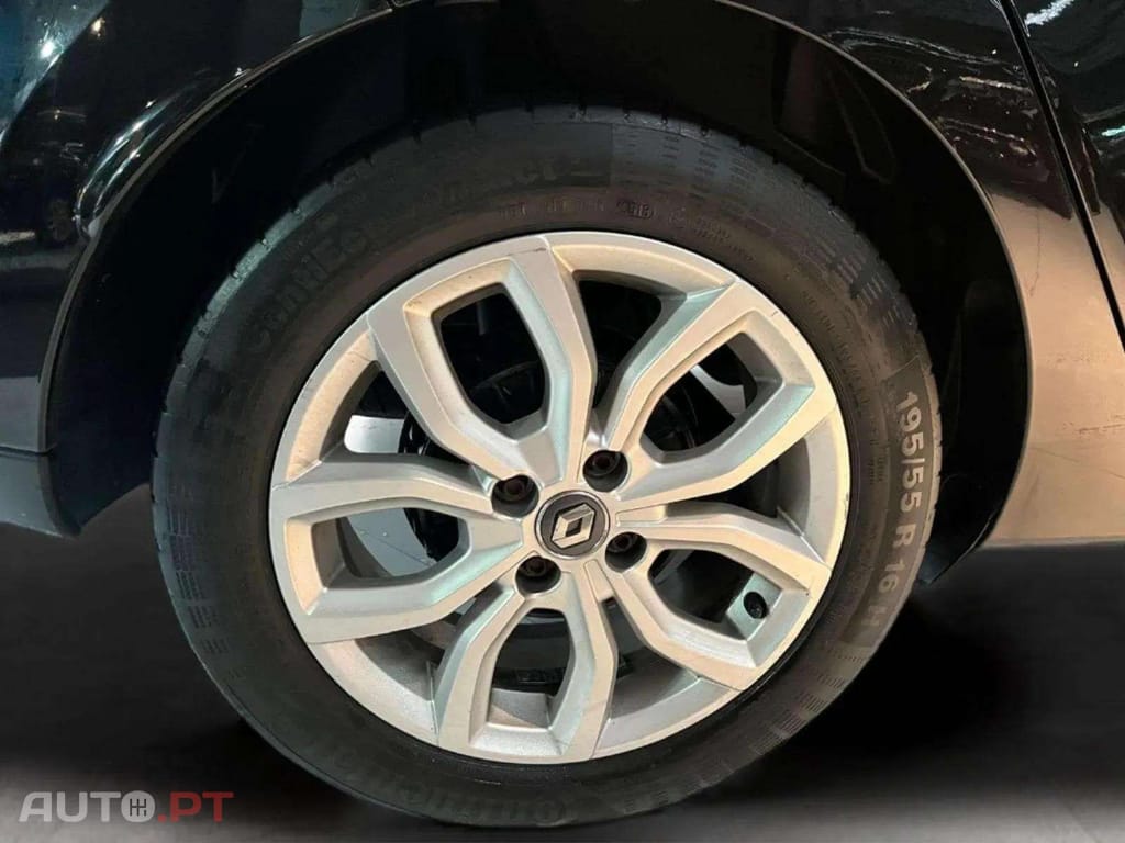 Renault Clio Sport Tourer Tce Limited 