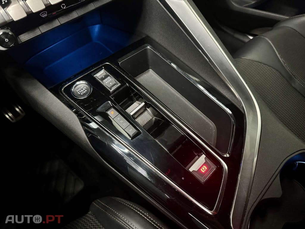 Peugeot 5008 1.5 BlueHDi GT EAT8