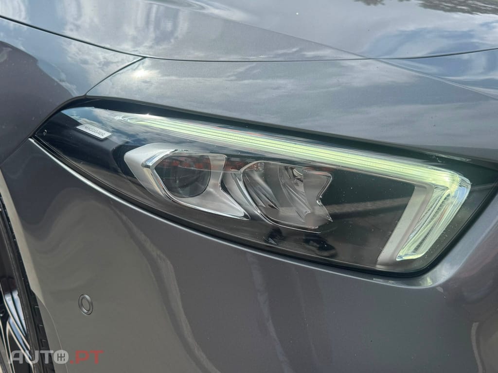 Mercedes-Benz A 180 AMG LINE ECRA FULL LED
