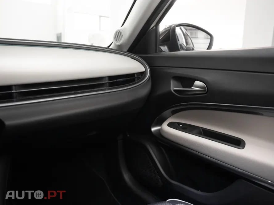 Fiat 600 1.2 Hybrid La Prima