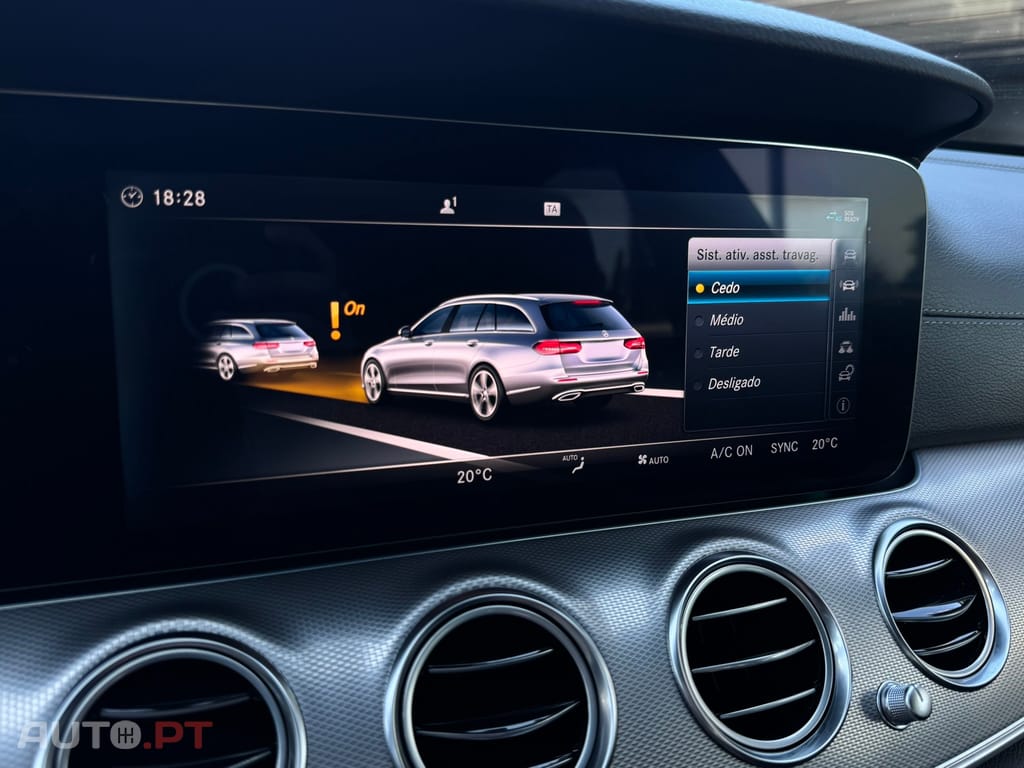 Mercedes-Benz E 220 d AMG Line