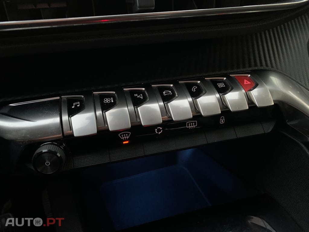 Peugeot 3008 1.6 BlueHDi Active